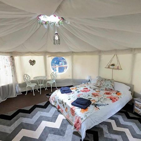 מלון Moutier-Malcard Luxury Glamping @Moulin Des Forges מראה חיצוני תמונה