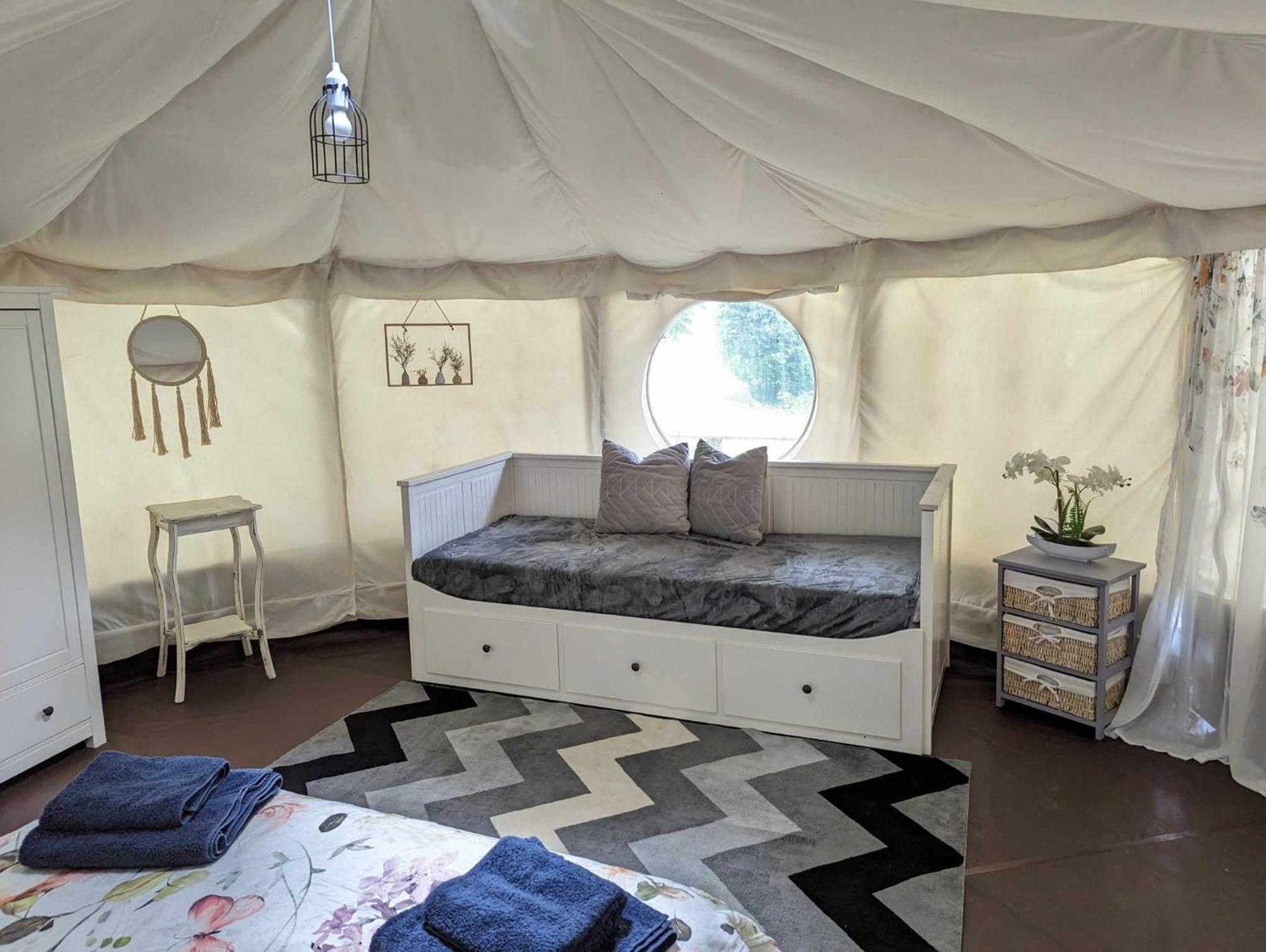 מלון Moutier-Malcard Luxury Glamping @Moulin Des Forges מראה חיצוני תמונה